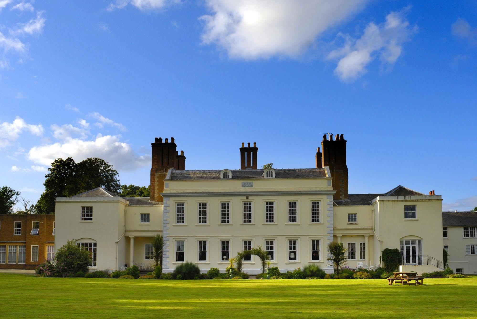 Haughton Hall Hotel & Leisure Club Telford Exterior foto